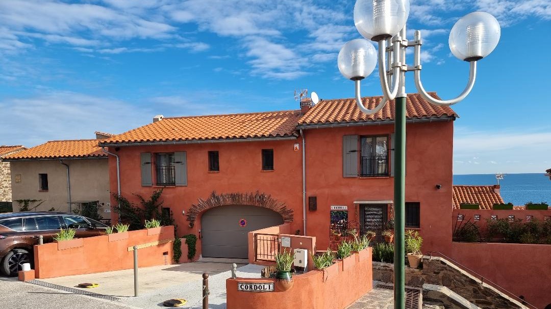 Location maison de luxe Collioure dans les Pyrénées Orientales - Vue générale sur la mer